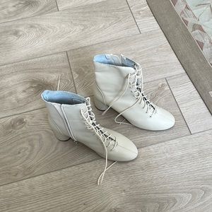 Off white boots perfect for fall and spring